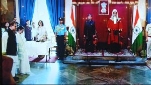 পশ্চিমবঙ্গের ২২তম রাজ্যপাল হিসেবে শপথ নিলেন রবীন্দ্র নারায়ণ রবি