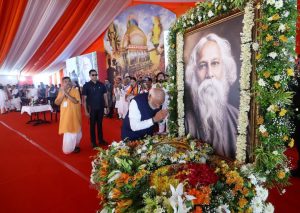 Narendra Modi-র শ্রদ্ধাঞ্জলিতে মুখর ব্রিগেড প্যারেড গ্রাউন্ড — কবিগুরু Rabindranath Tagore-এর জন্মজয়ন্তী উদযাপন