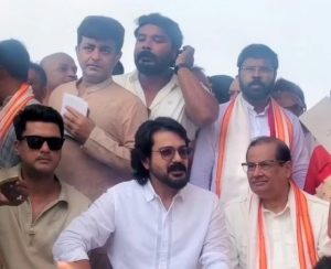 ব্রিগেডে শপথ গ্রহণ অনুষ্ঠান, উপস্থিত প্রসেনজিৎ-যীশু-পণ্ডিত অজয় চক্রবর্তী